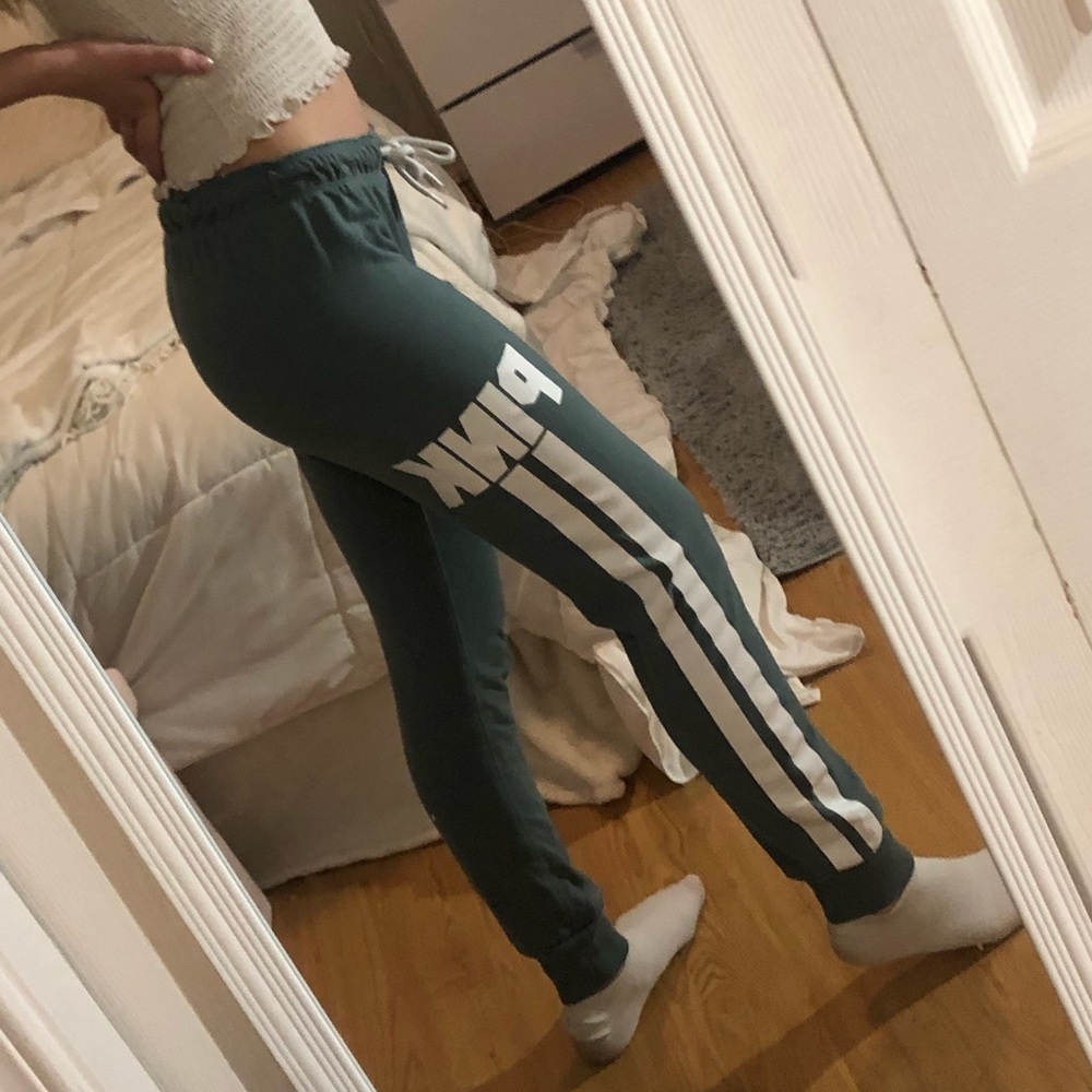 Pink sweatpants - Picture 4 of 5